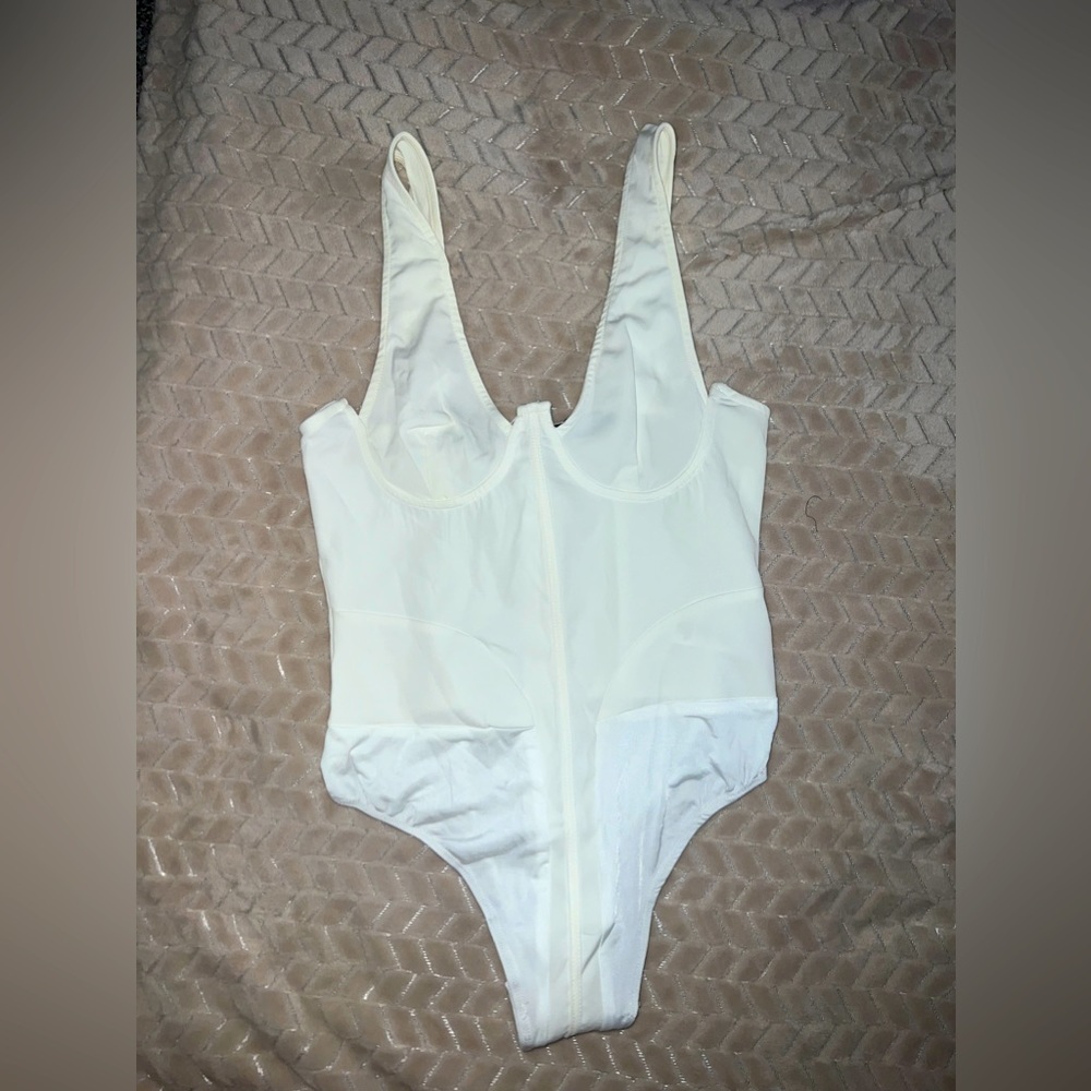 fashion nova bodysuit
